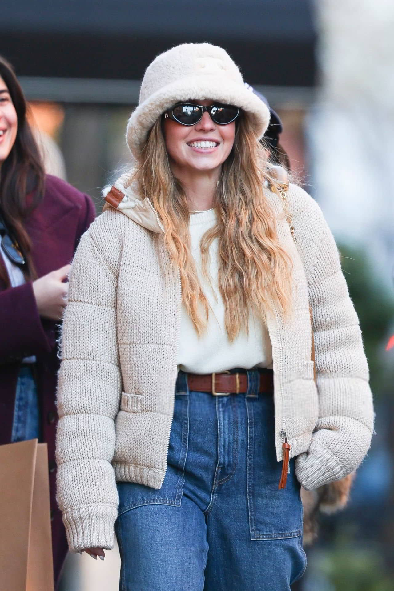 Sydney Sweeney Shows How To Style Cozy And Chic Winter Outfits In Nyc 04